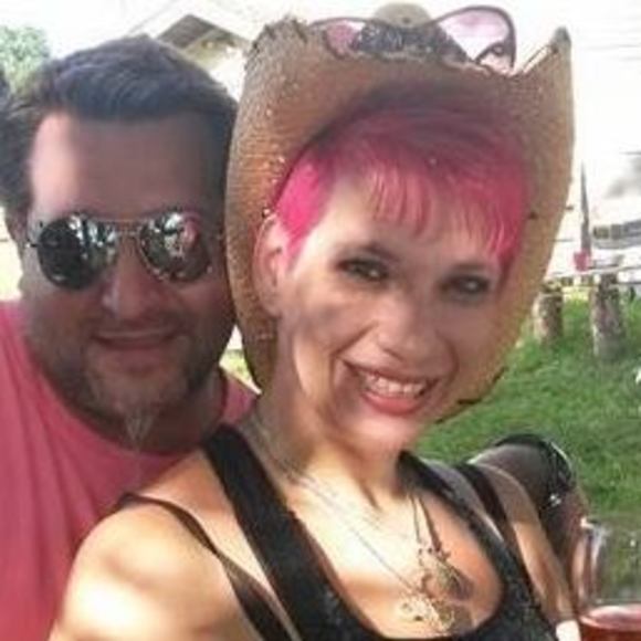 Meet your Posher, Jessica - Picture 1 of 1